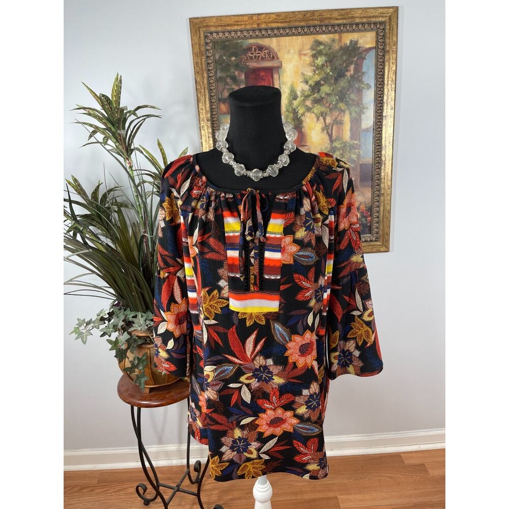 New Direction Tunic Top Womens Medium Black Floral Keyhole Tie‎ Neck Retro Boho